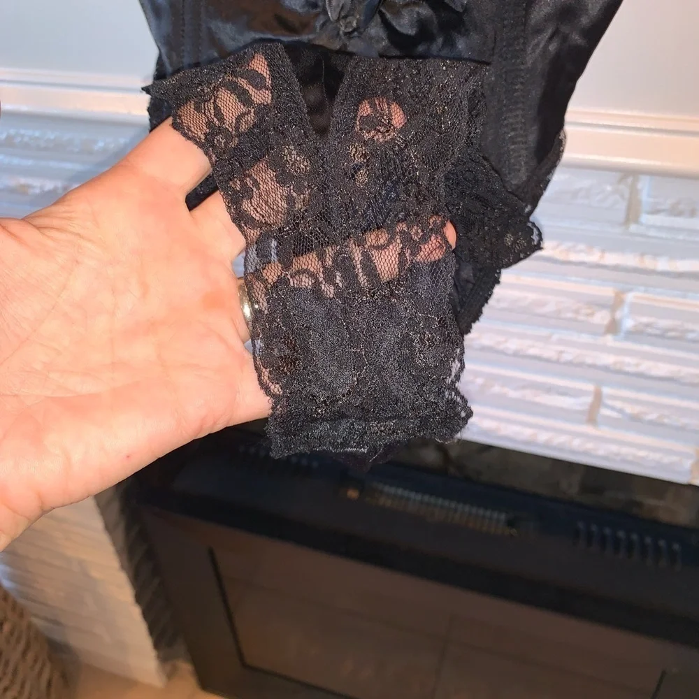 Emil Bole Vintage Black Satin and Lace Plunging Bust High Cut Sexy Teddy Large - Picture 3 of 7